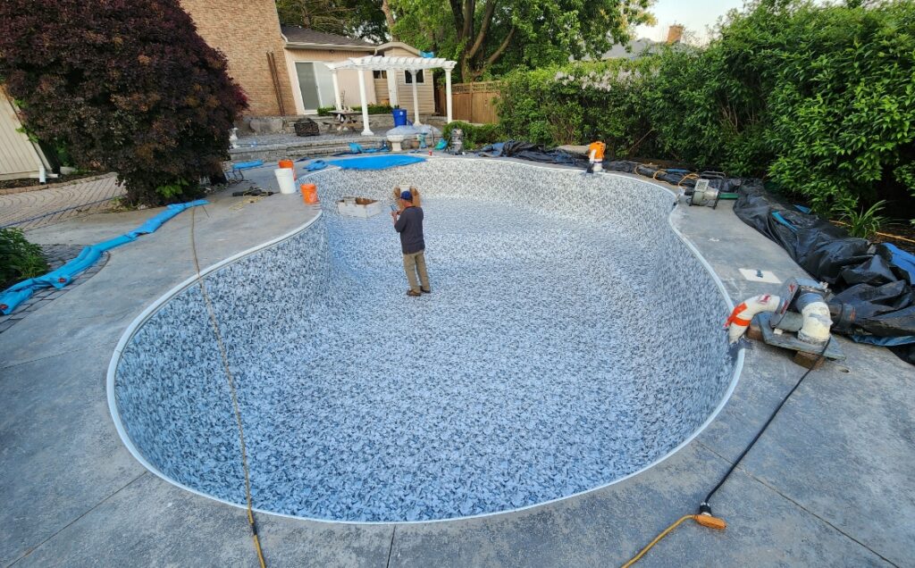 Pool liners in Toronto: Measurement services from Ontario Pool Services