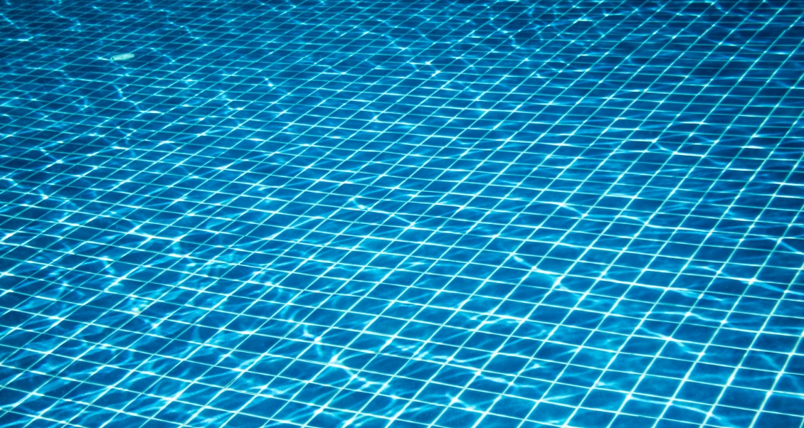 Ontario pool cleaning and reconditioning company