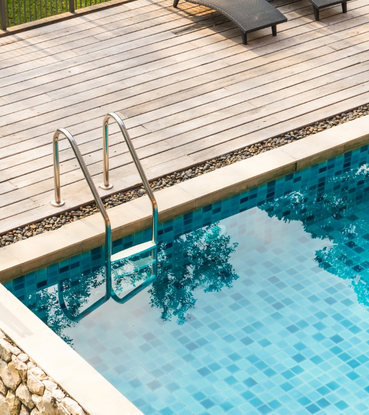 Pool cleaning and pool maintenance plans in Ontario